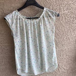 Lc Lauren Conrad women’s white polkadot blouse size medium.